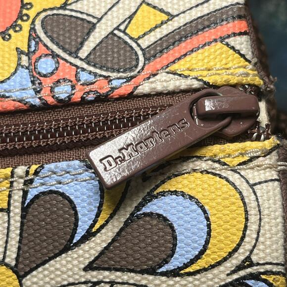 *Vegan retro floral canvas Jabon Doc Martens. Size 9 - Picture 10 of 11